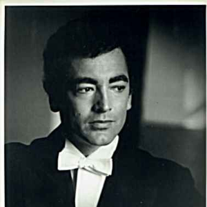 Richard Bonynge photo provided by Last.fm