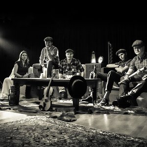 The O’Reillys and the Paddyhats 的头像