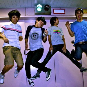 THE STEADYS 的头像