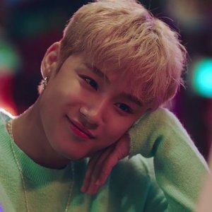 イ・ジェジン(from FTISLAND) 的头像