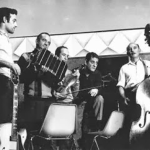 Astor Piazzolla y su Quinteto photo provided by Last.fm