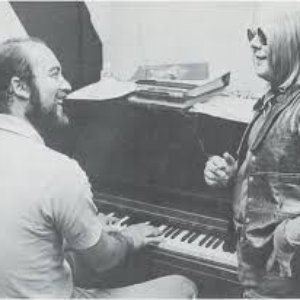 Roger Nichols & Paul Williams のアバター