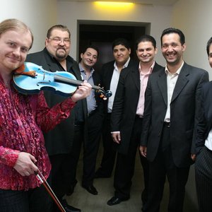 PAVEL ŠPORCL & ROMANO STILO 的头像