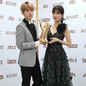 Suzy & Baekhyun 的头像