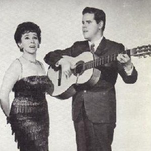 Lupe Y Raul 的头像