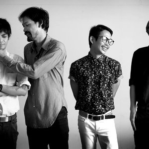Brown Flying 的头像