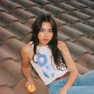 Mia Lorelei 的头像