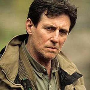 Gabriel Byrne 的头像
