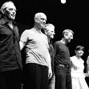 6ix (Jacques Demierre, Okkyung Lee, Thomas Lehn, Urs Leimgruber, Dorothea Schürch, Roger Turner) 的头像