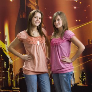 “Laura & Sophie”的封面