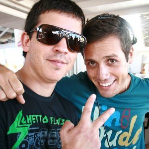 Francisco Allendes & Marcelo Rosselot 的头像