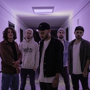 waiting for summer 的头像