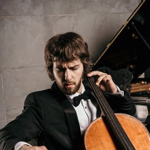 Alexander Ramm 的头像