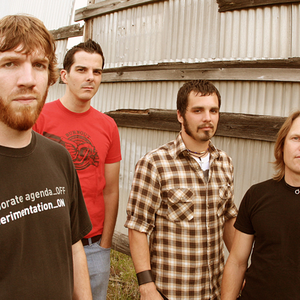 Seemless photo provided by Last.fm