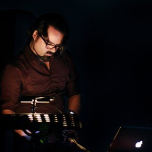 Henry Vega 的头像