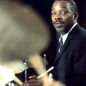The Kenny Clarke 的头像