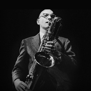 Pepper Adams photo provided by Last.fm
