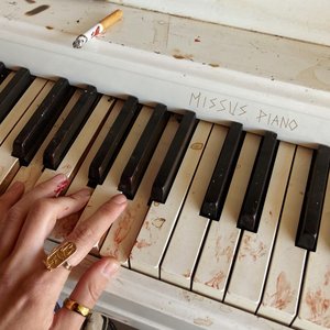 Missus Piano
