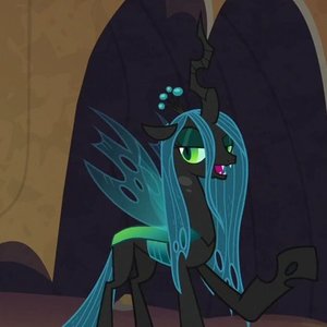 Queen Chrysalis 的头像