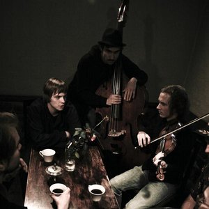 Earlybird Stringband için avatar