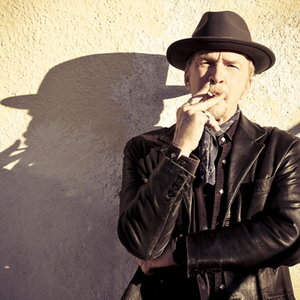 Dave Alvin