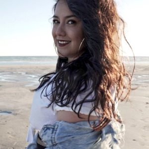 Loriela Ter-Veen 的头像