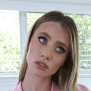 Anya Olsen