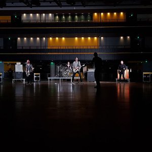 Four Walls - Single