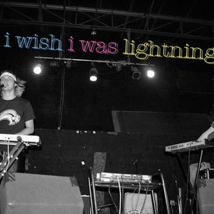 I wish I was lightning 的头像