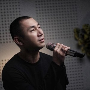 Adrian Takndare 的头像