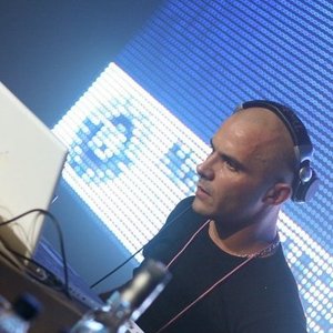 Pedro Delgardo 的头像