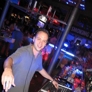 DJ Rahmanee 的头像