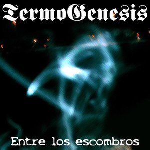 Entre los escombros