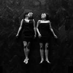Analogue Girls