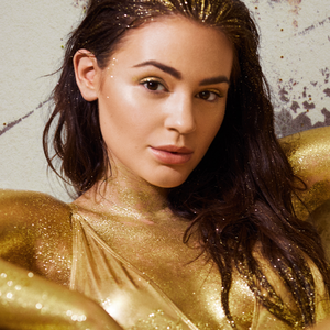 Honey photo provided by Last.fm