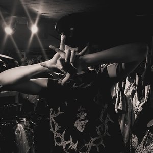 We Cults 的头像