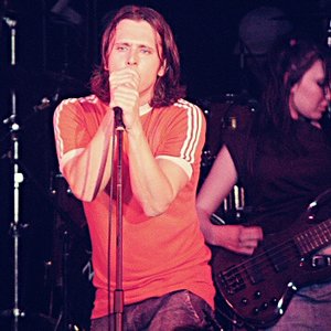 Ritchie Neville 的头像