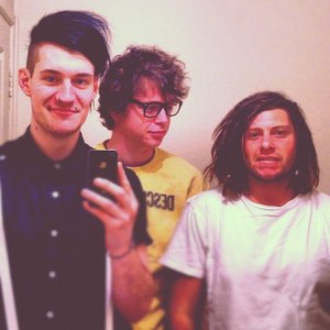 Fille Fatale 的头像