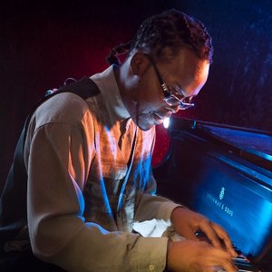 Vernell Brown, Jr. 的头像