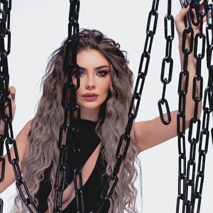 Pinar Yildiz のアバター