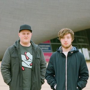 Pola & Bryson 的头像