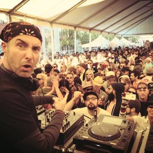 DJ Zach Moore 的头像
