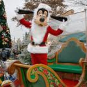 Avatar for La Parade Disneyland De Noel