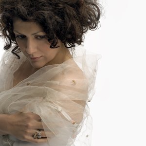 Image for 'Divna & the Melodi Choir - Divna et le Choeur Melodi'