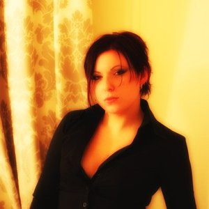 Aura (Laura Cicognani) 的头像
