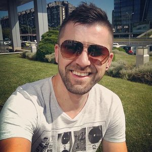 Amel Ćuric 的头像