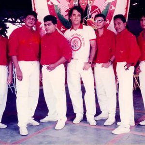 Regional Vermelho E Branco 的头像