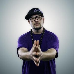 “Fatty Down”的封面
