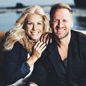 Brian & Jenn Johnson 的头像