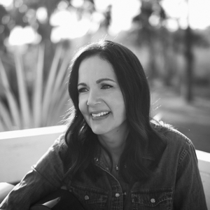 Lori Mckenna